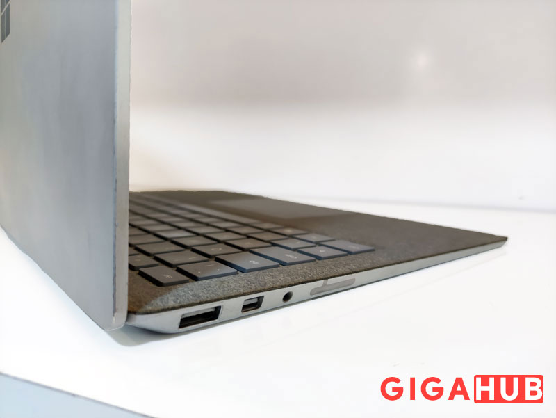 لپ تاپ 13 انیچی مایکروسافت مدل سرفیس بوک 2 16GB 512GB